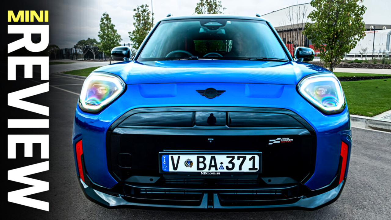 Иллюстрация 101auto.ru: Mini Aceman JCW e: быстрый, стильный, но с жёсткой ездой и скромным запасом хода