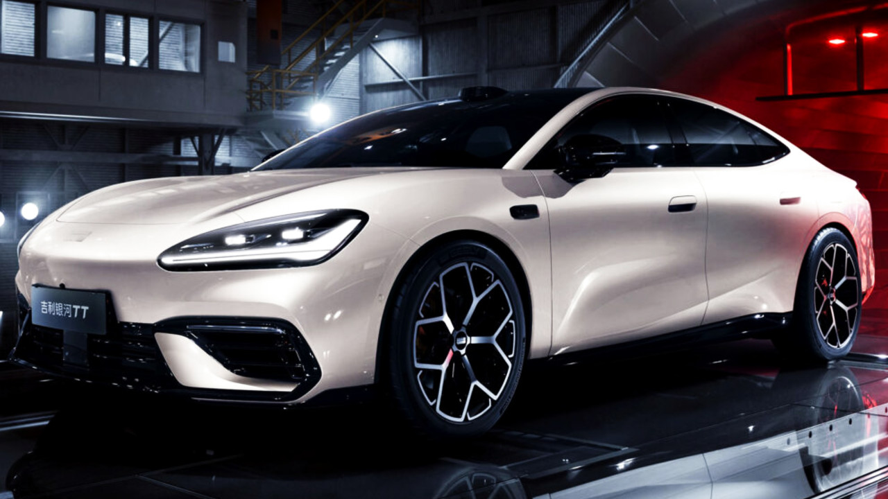 Иллюстрация 101auto.ru: Geely Galaxy TT получил компактную силовую установку и запас хода до 725 км