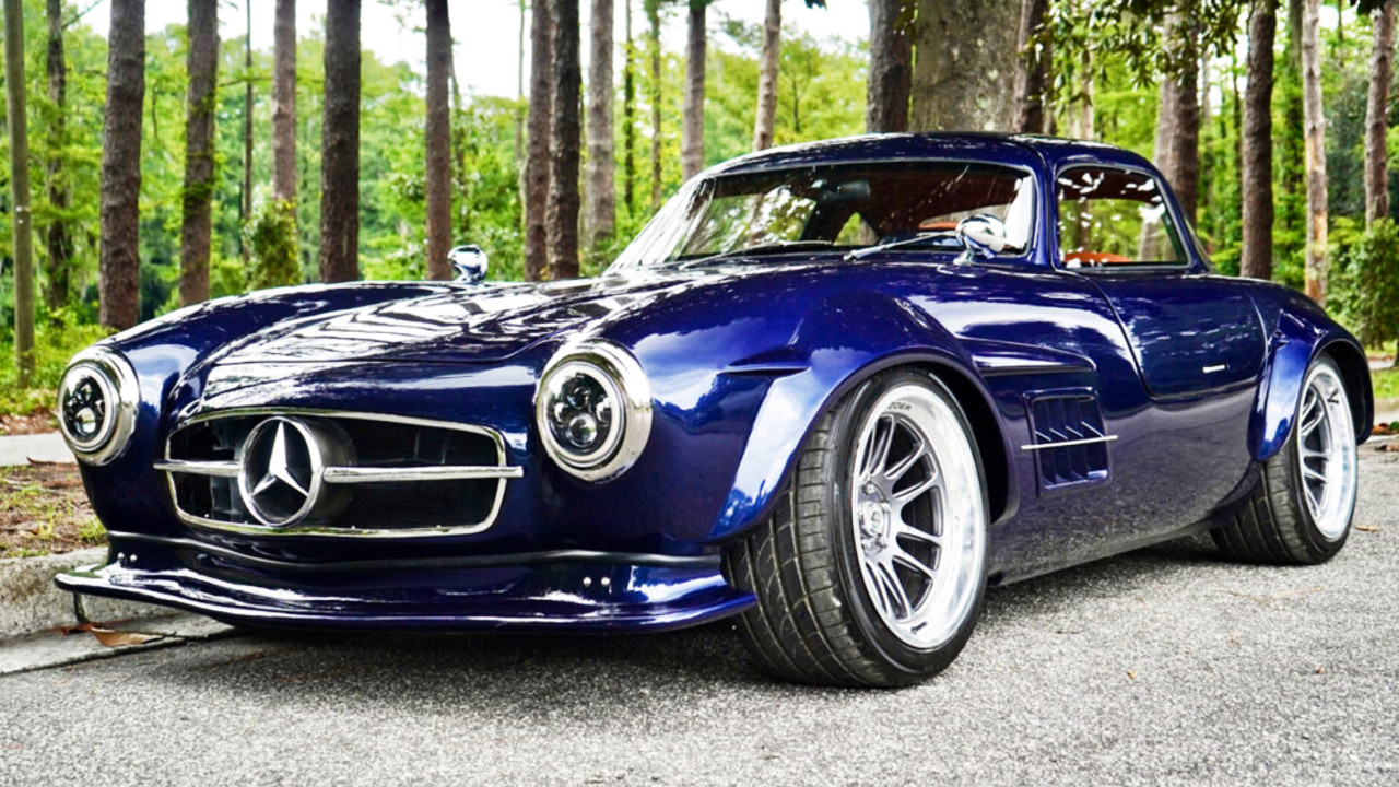 Иллюстрация 101auto.ru: Chrysler Crossfire превратили в реплику Mercedes 300 SL почти за $300 000