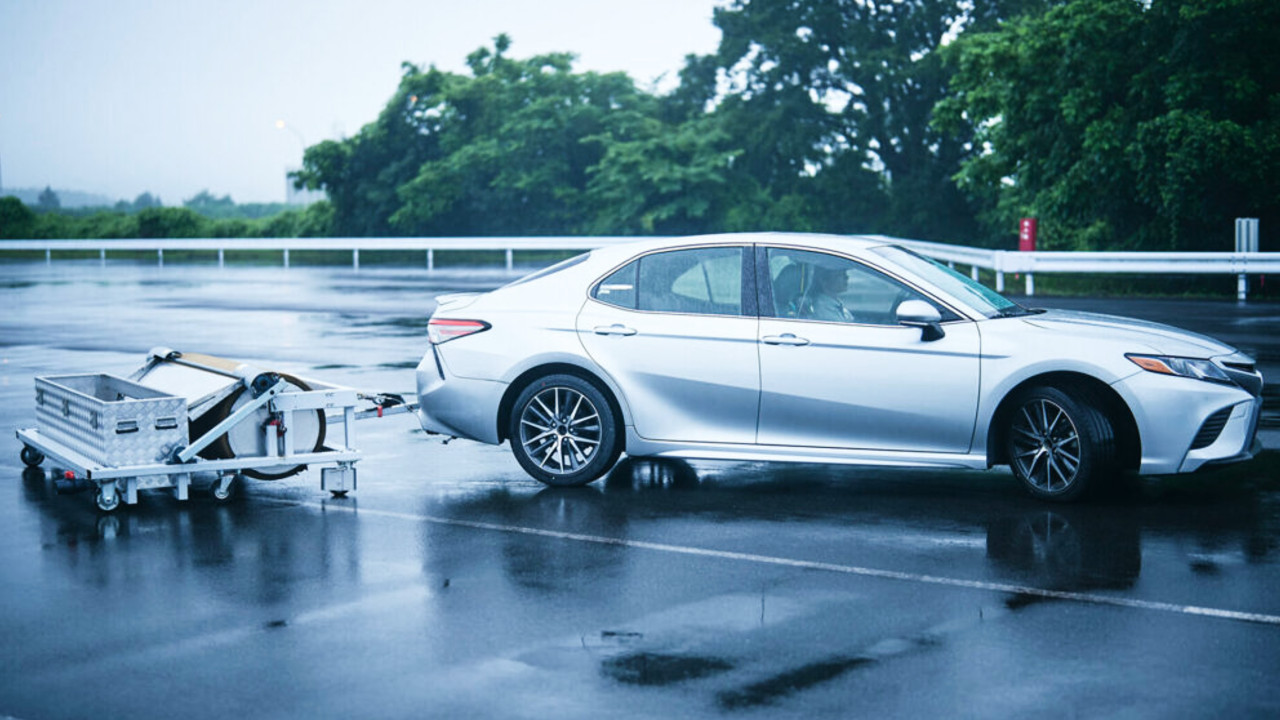 Иллюстрация 101auto.ru: Toyota придумала гигантский «каток-губку» для ускорения испытаний автомобилей