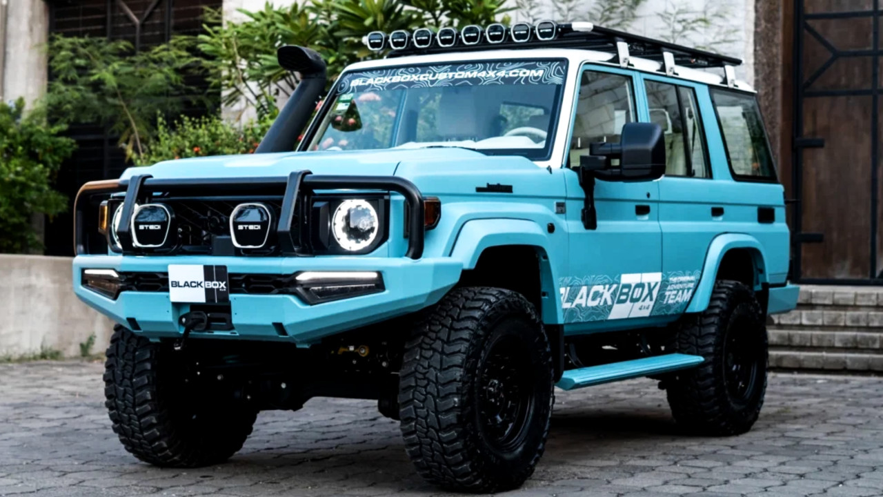 Иллюстрация 101auto.ru: Toyota Land Cruiser 70 получил люксовый тюнинг в стиле Brabus без доработки мотора