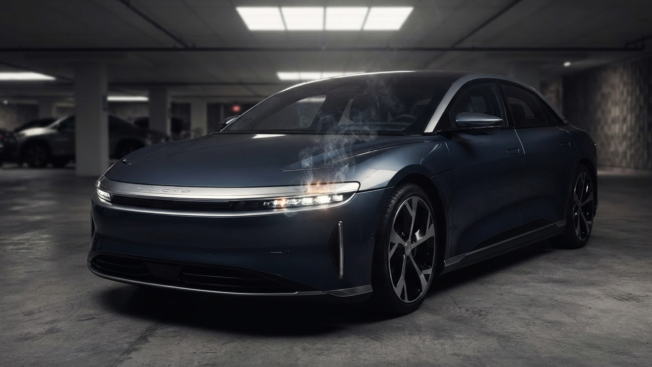 Иллюстрация 101auto.ru: Lucid отзывает 27 185 седанов Air из-за риска перегрева проводки и пожара