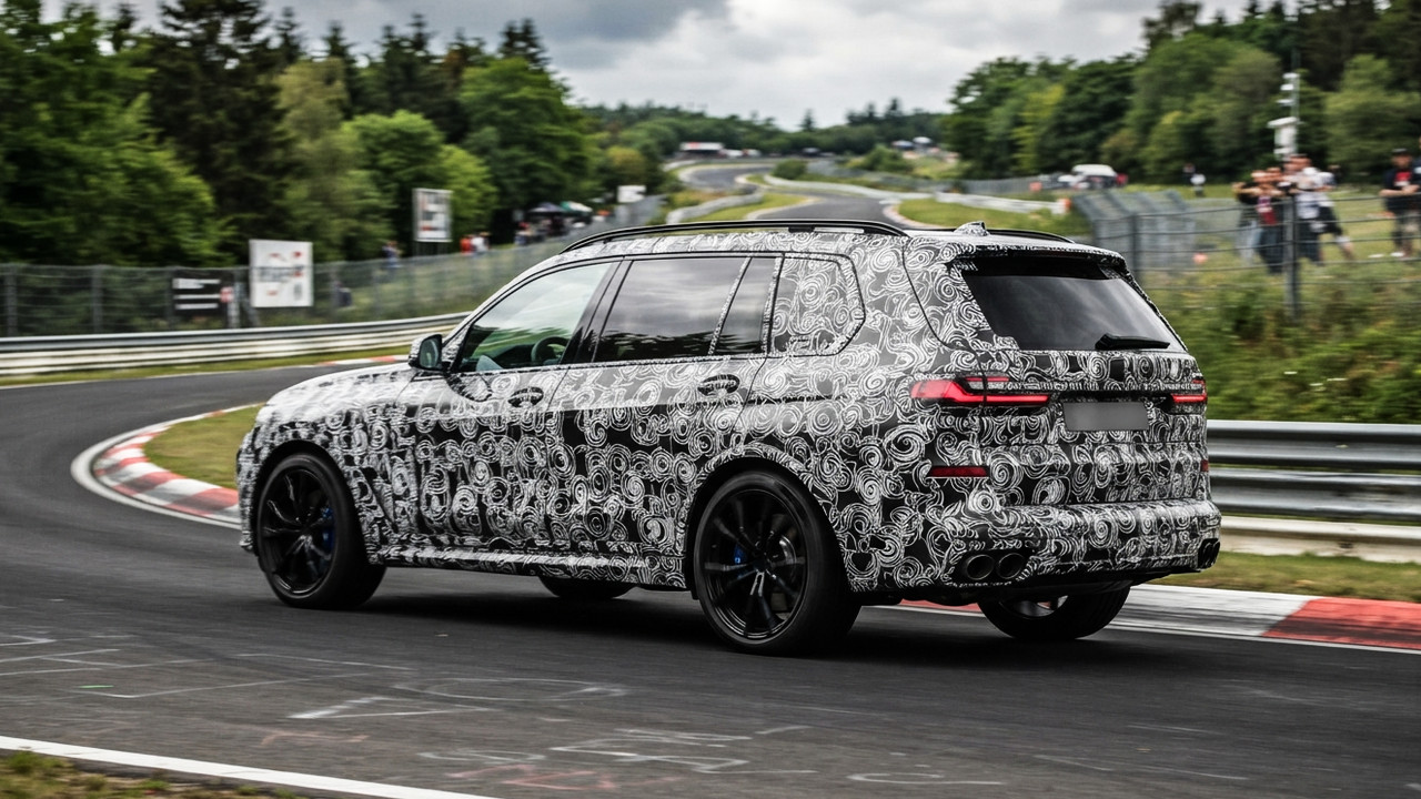 Иллюстрация 101auto.ru: Новый BMW X7 заметили на тестах с V8 и салоном Panoramic iDrive